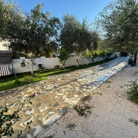 Hotel Rent Albano