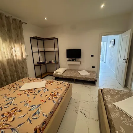 Hotel Rent Albano *