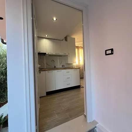 Hotel Rent Albano